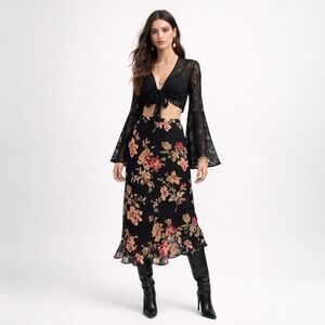 Vintage 90s Y2K Black Floral Midi Skirt Petite M / L Whimsigoth Fairy Grunge MSK